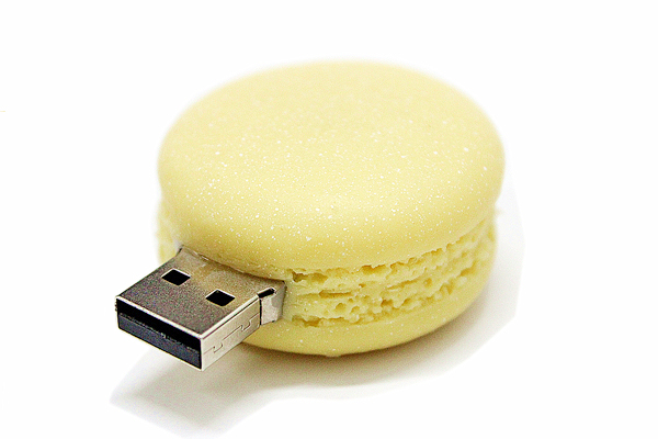 厂家直销新款马卡龙U盘 甜品店促销礼品U盘